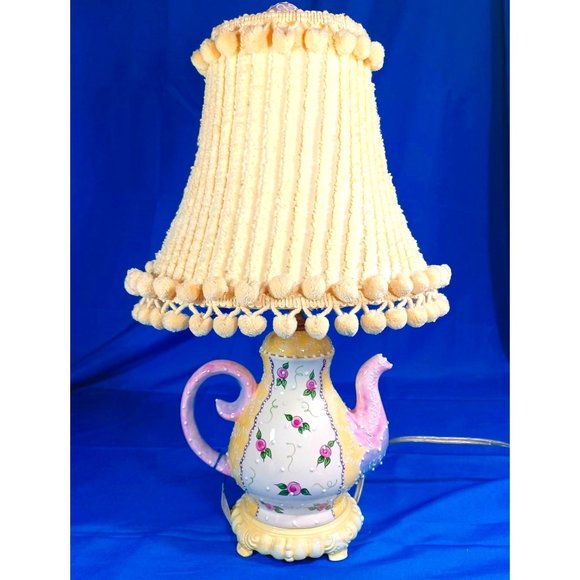 Genie Other - Vtg $495 Genie Whimsical Floral 20" Teapot Tea Party Princess Girl Bedroom Lamp